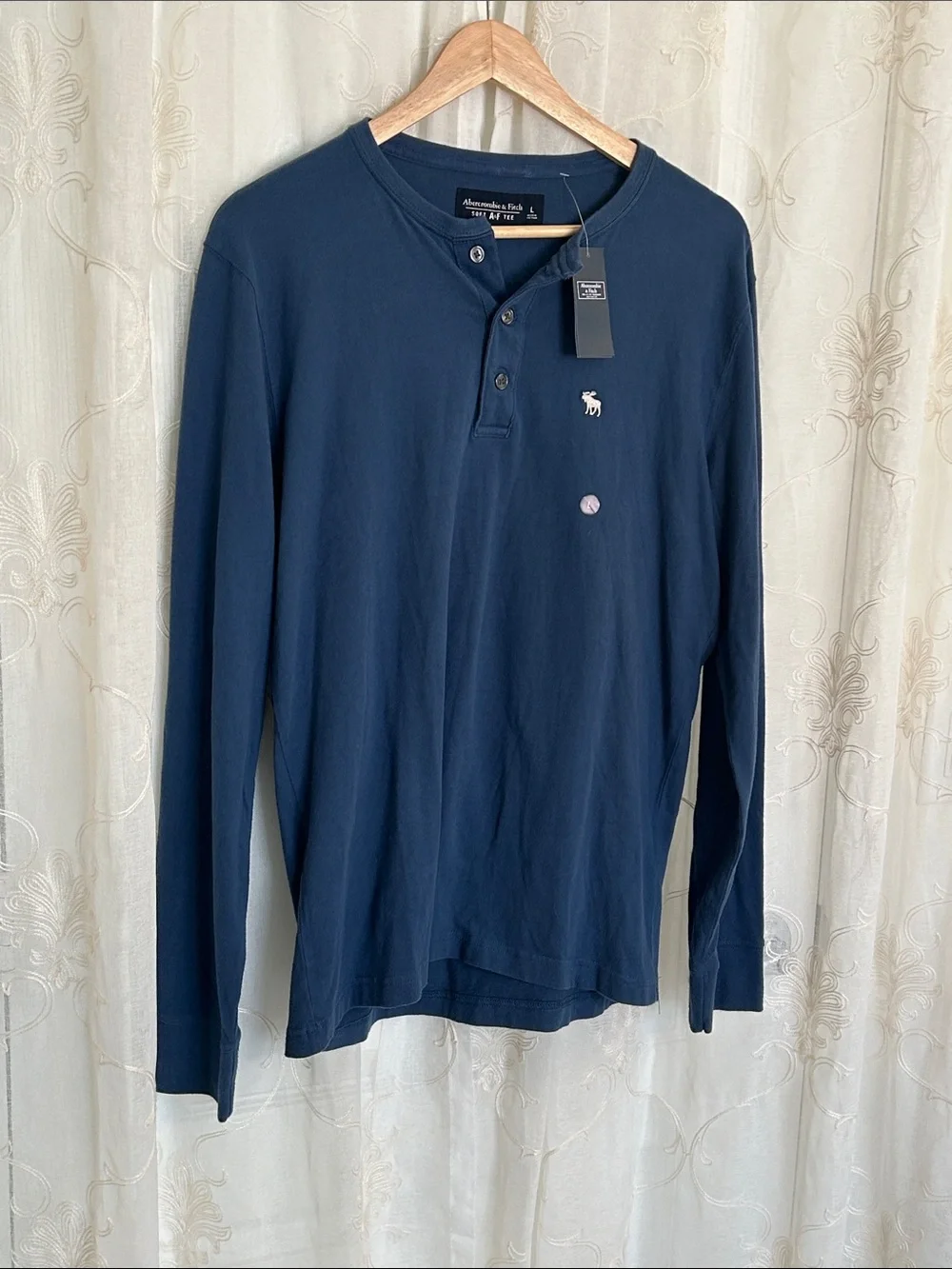 NWT Abercrombie & Fitch Blue Henley Long Sleeve Men's Large Shirt